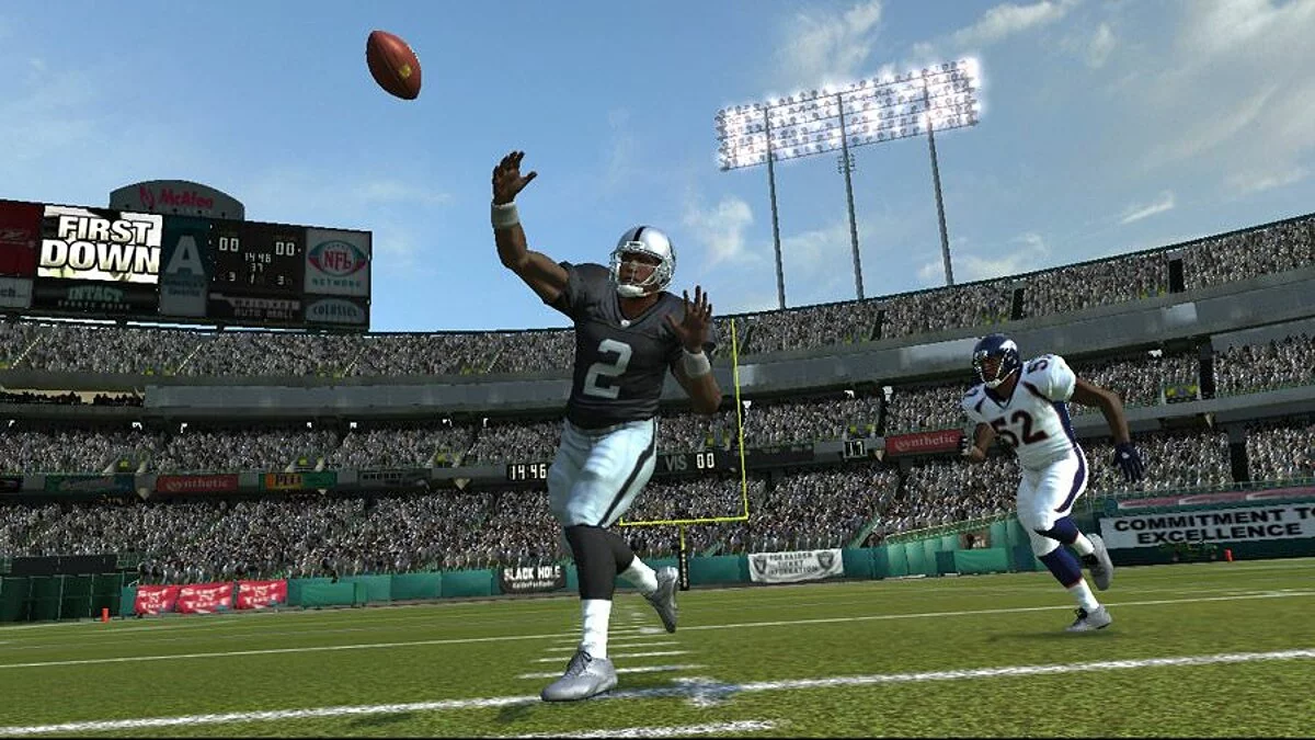 Скриншоты из Madden NFL 08 / Картинка 39