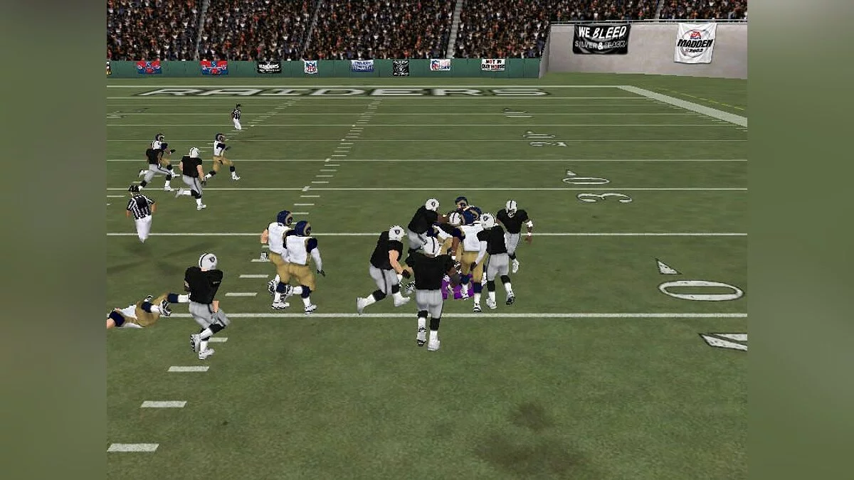 Скриншоты из Madden NFL 2003 (2002) / Картинка 12