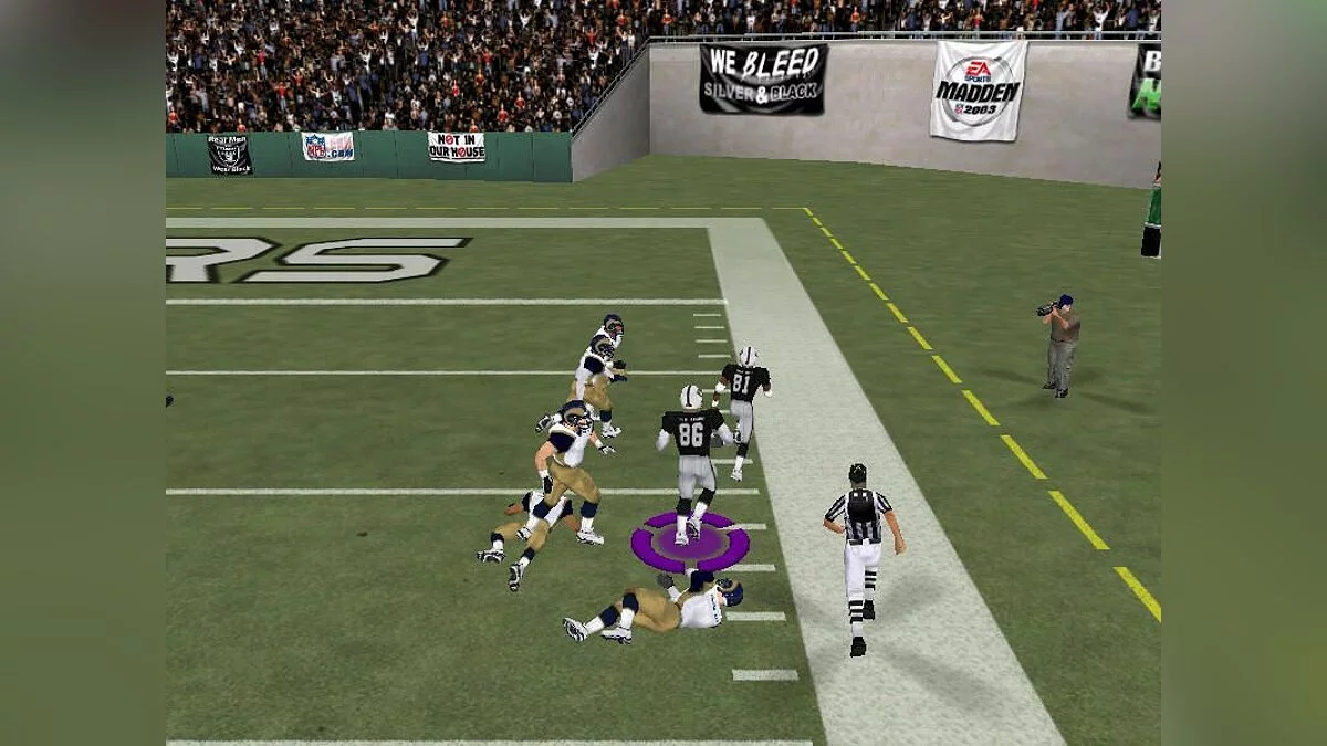 Скриншоты из Madden NFL 2003 (2002) / Картинка 17