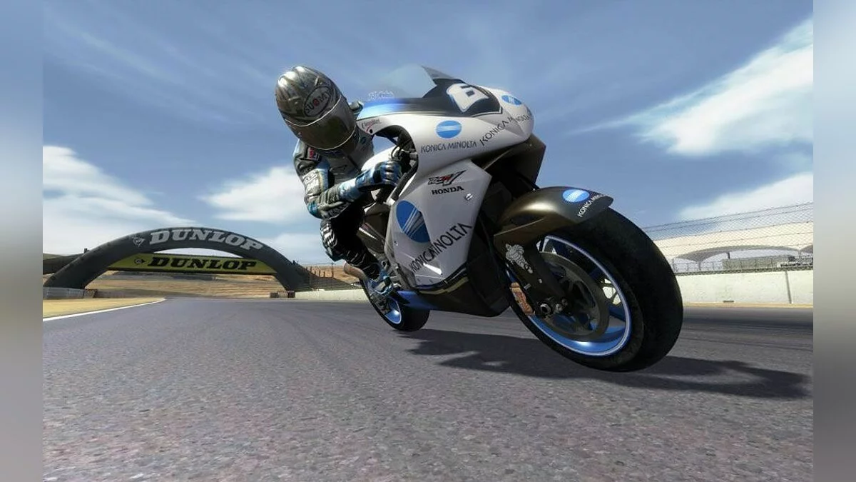 Скриншоты из MotoGP '06 / Картинка 24