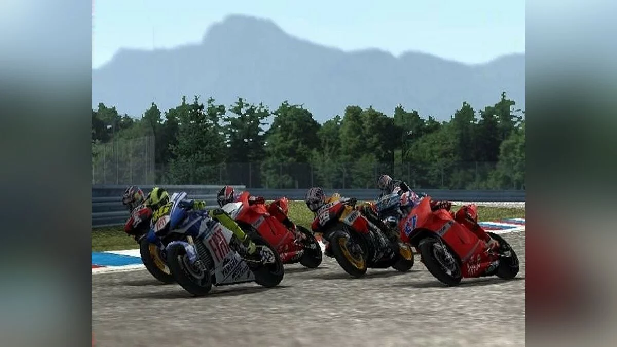 Скриншоты из MotoGP 07 / Картинка 30