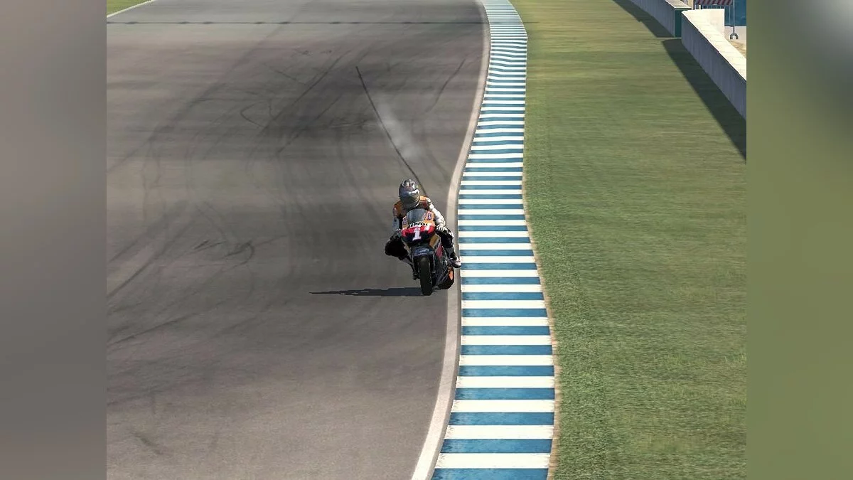 Скриншоты из MotoGP 07 / Картинка 108