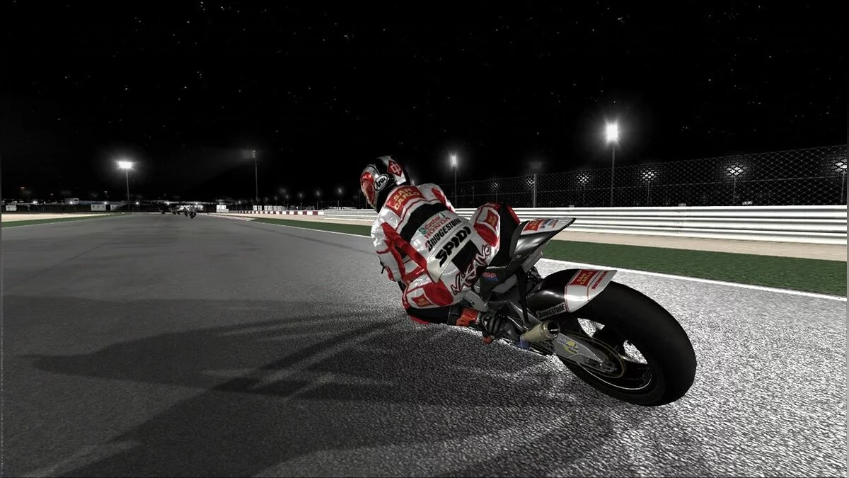 Скриншоты из MotoGP 08 / Картинка 40