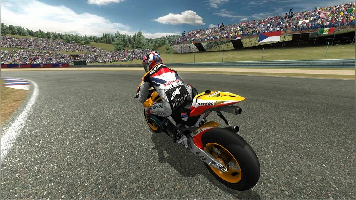 Скриншоты из MotoGP 08 / Картинка 45