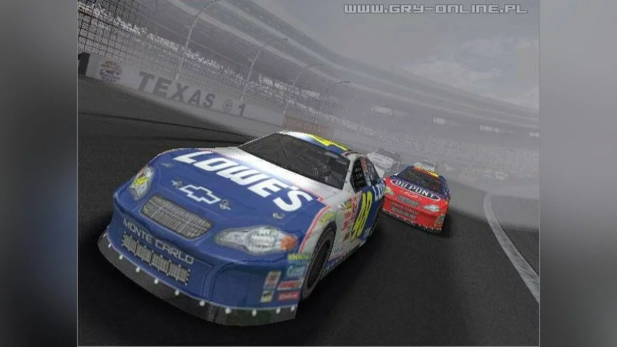 Скриншоты из NASCAR Thunder 2004 / Картинка 11