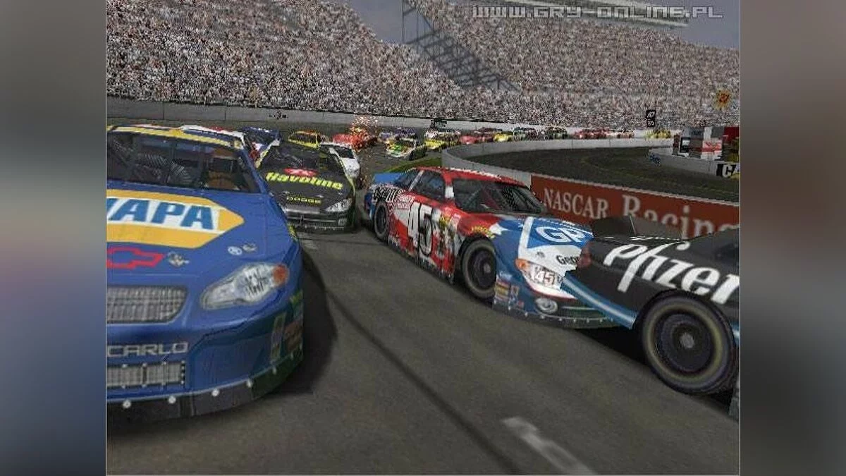 Скриншоты из NASCAR Thunder 2004 / Картинка 12