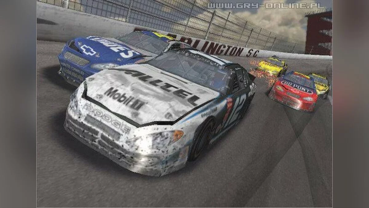 Скриншоты из NASCAR Thunder 2004 / Картинка 18