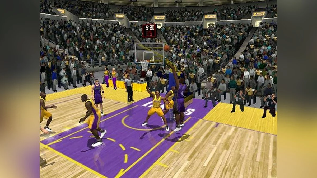Скриншоты из NBA Inside Drive 2004 / Картинка 6