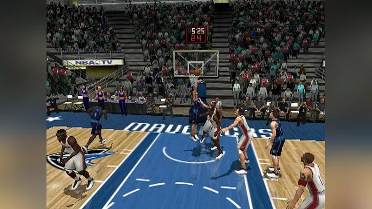 Скриншоты из NBA Inside Drive 2004 / Картинка 10