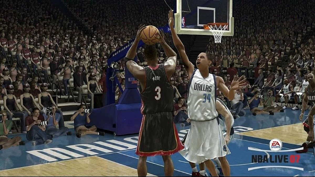 Скриншоты из NBA Live 07 / Картинка 34