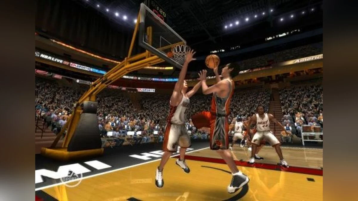 Скриншоты из NBA Live 08 / Картинка 3