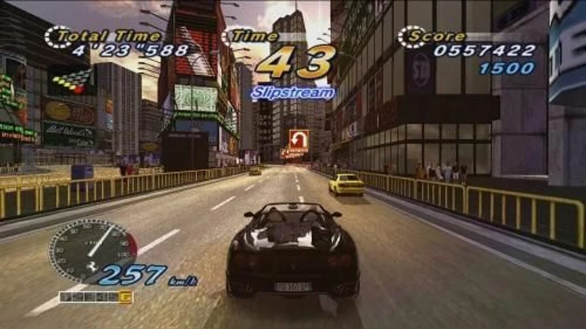 Скриншоты из OutRun Online Arcade / Картинка 1