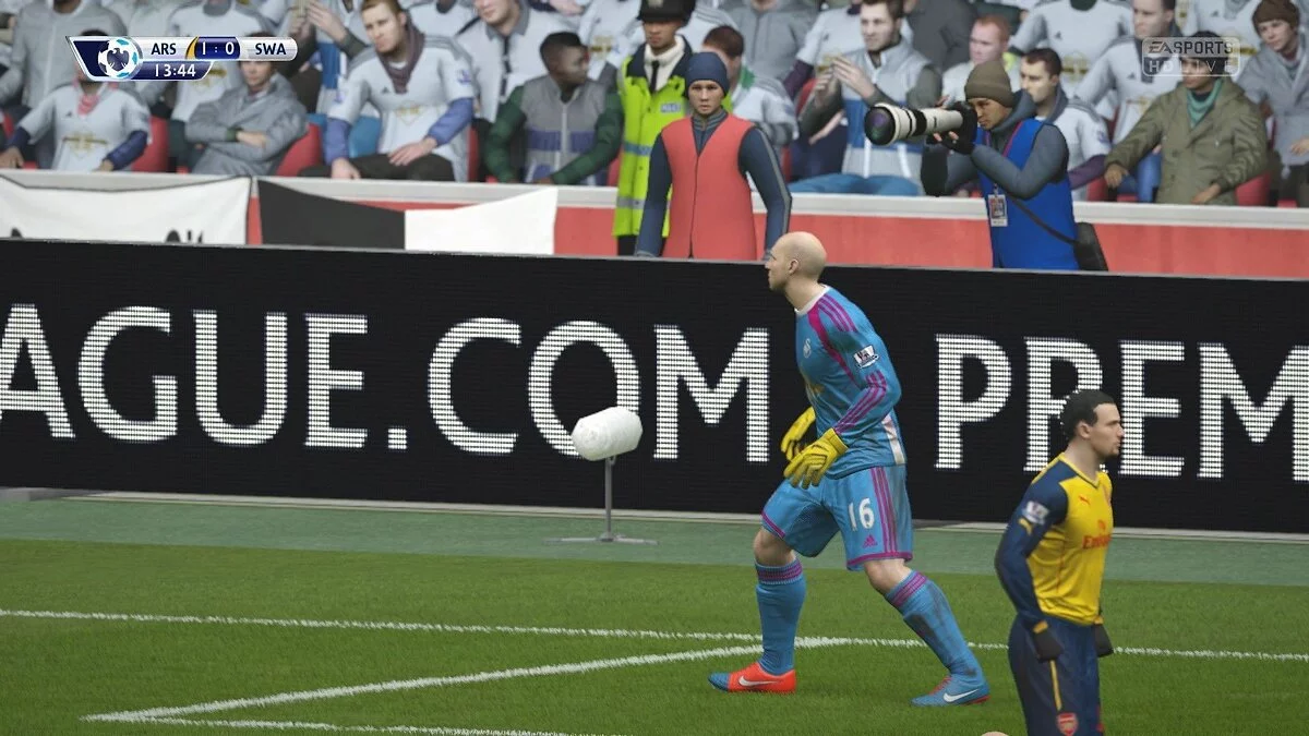 Скриншоты из FIFA 15 / Картинка 112