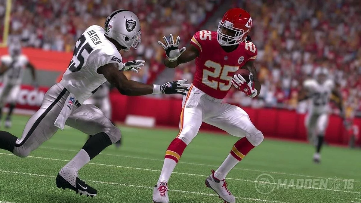 Скриншоты из Madden NFL 16 / Картинка 16