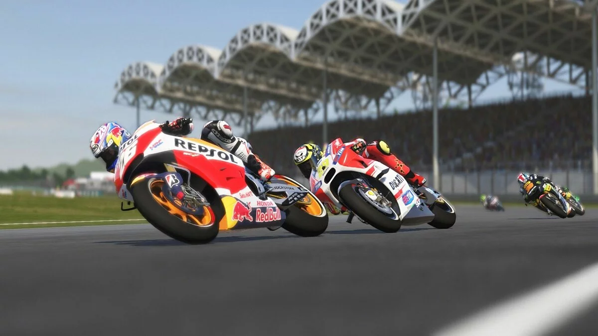 Скриншоты из MotoGP 15 / Картинка 11