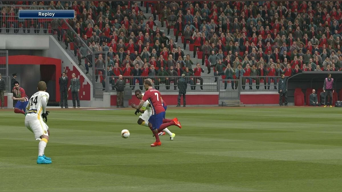 Скриншоты из Pro Evolution Soccer 2016 / Картинка 39