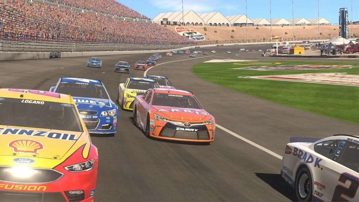 Скриншоты из NASCAR Heat Evolution / Картинка 22