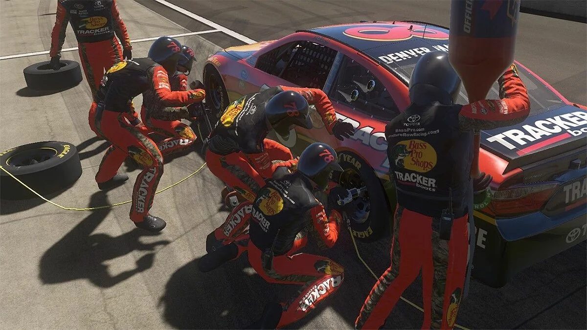 Скриншоты из NASCAR Heat Evolution / Картинка 18