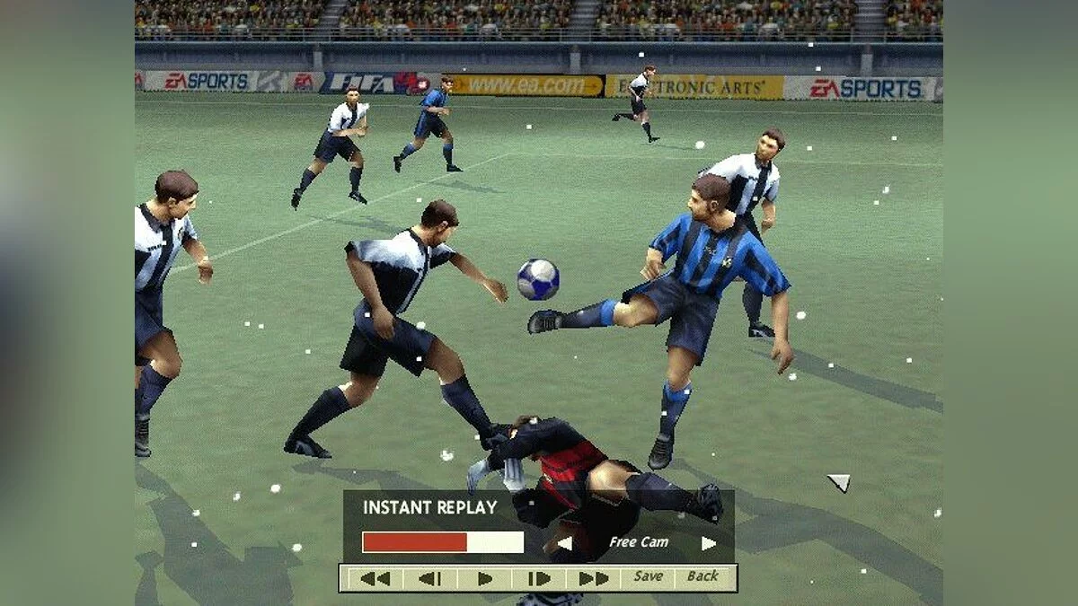 Скриншоты из FIFA 99 / Картинка 44
