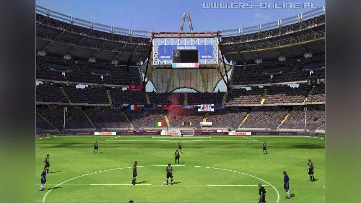 Скриншоты из FIFA Soccer 2003 / Картинка 8
