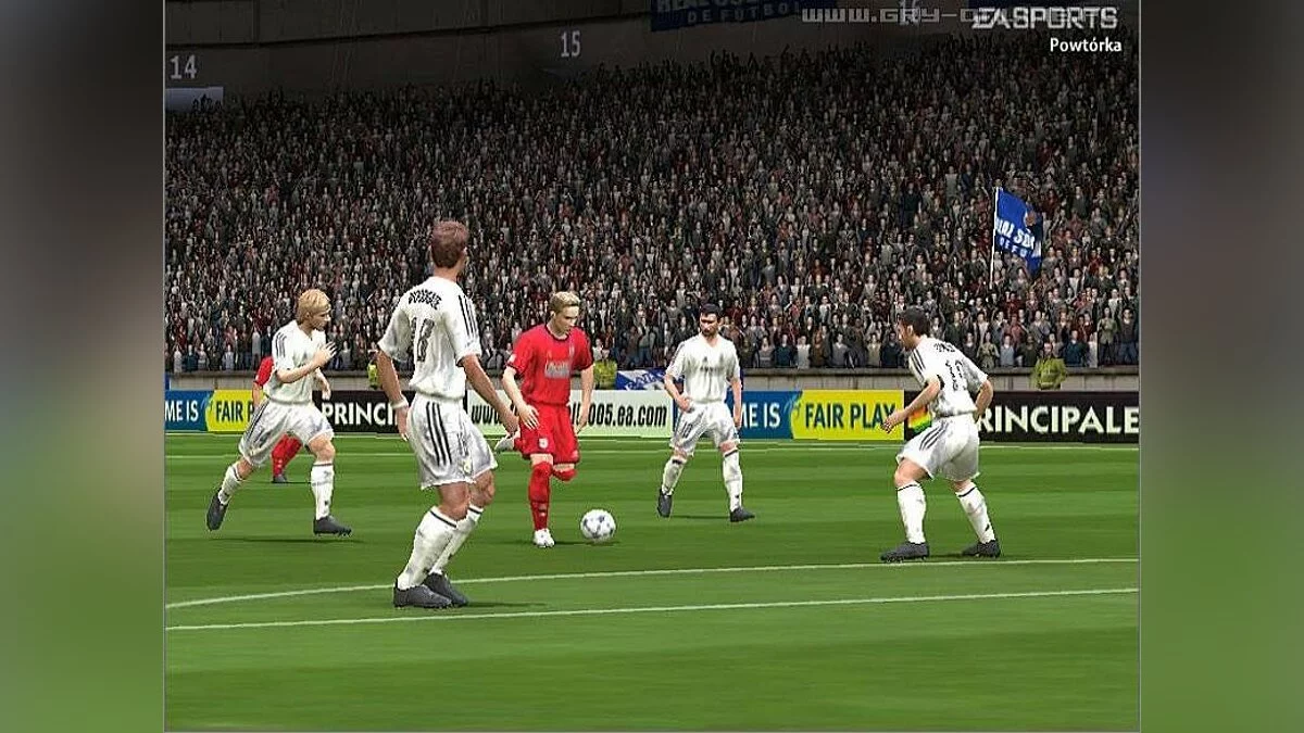 Скриншоты из FIFA Soccer 2005 / Картинка 8