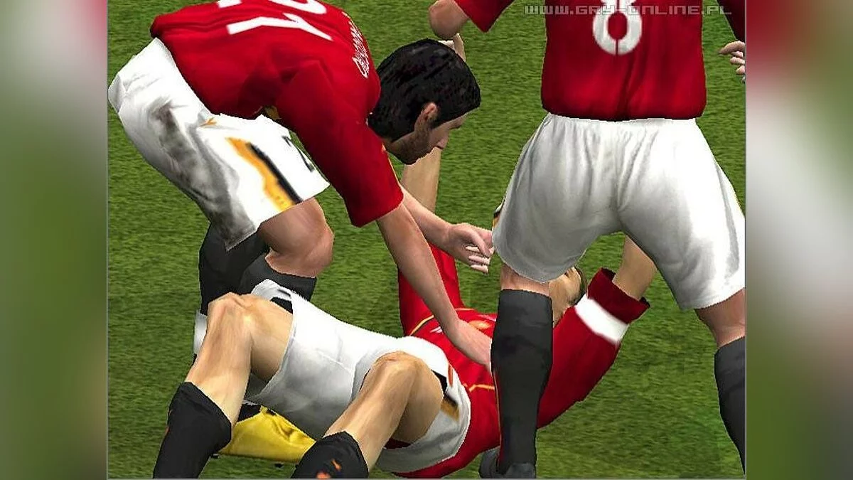 Скриншоты из FIFA Soccer 2005 / Картинка 19