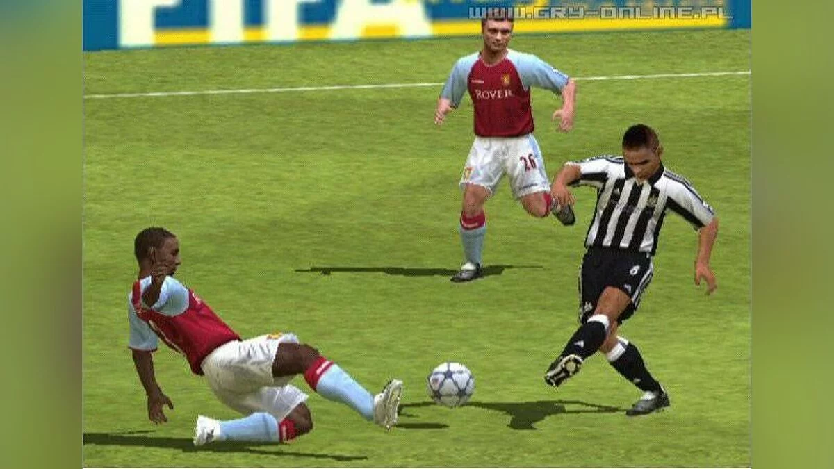 Скриншоты из FIFA Soccer 2005 / Картинка 34