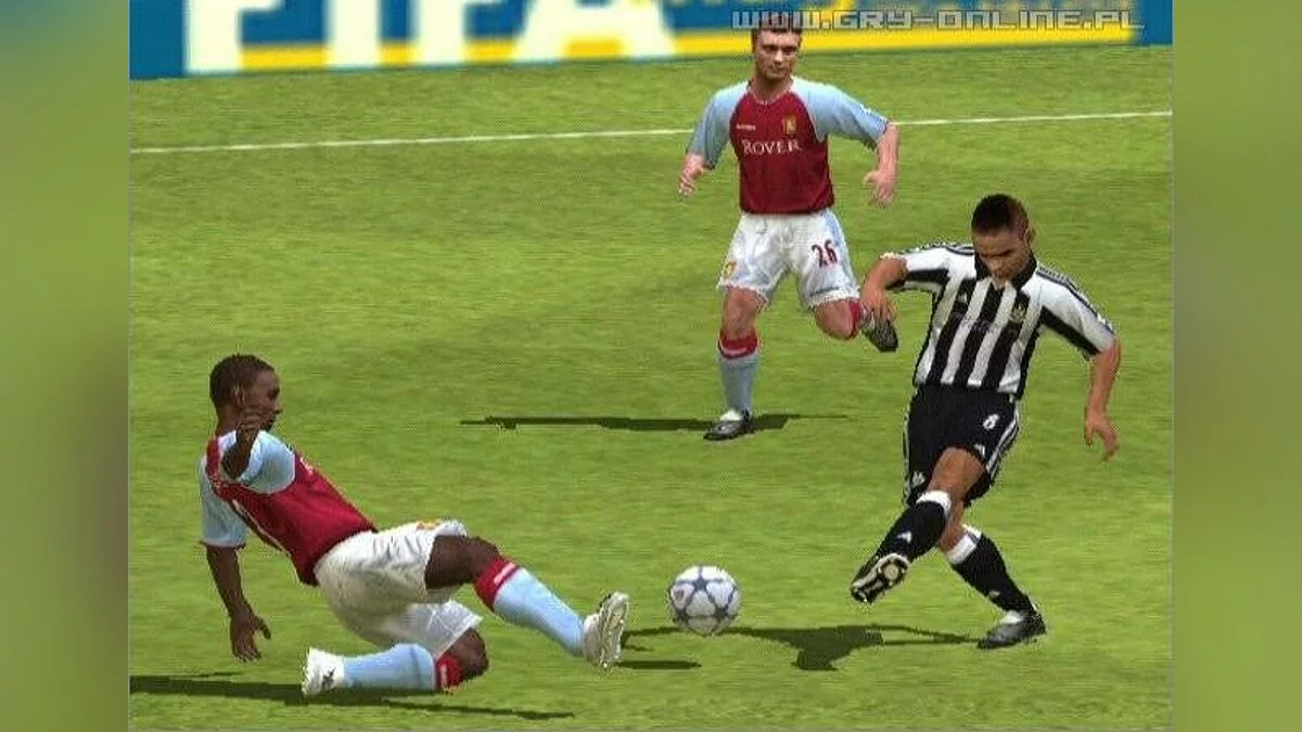 Скриншоты из FIFA Soccer 2005 / Картинка 48