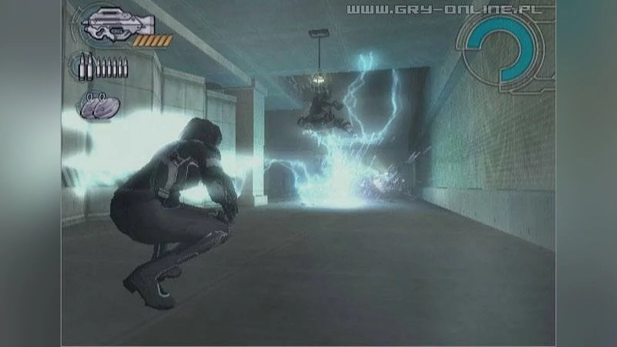 Скриншоты из Ghost in the Shell: Stand Alone Complex / Картинка 31