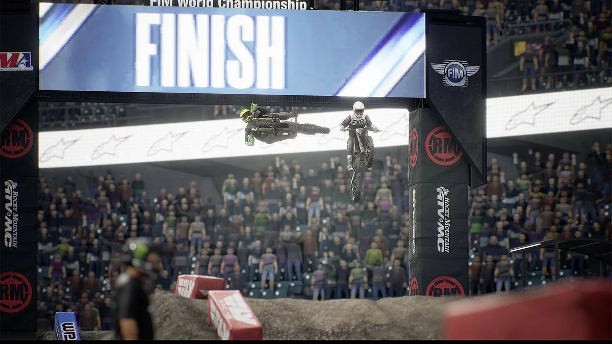 Скриншоты из Monster Energy Supercross 3 / Картинка 11
