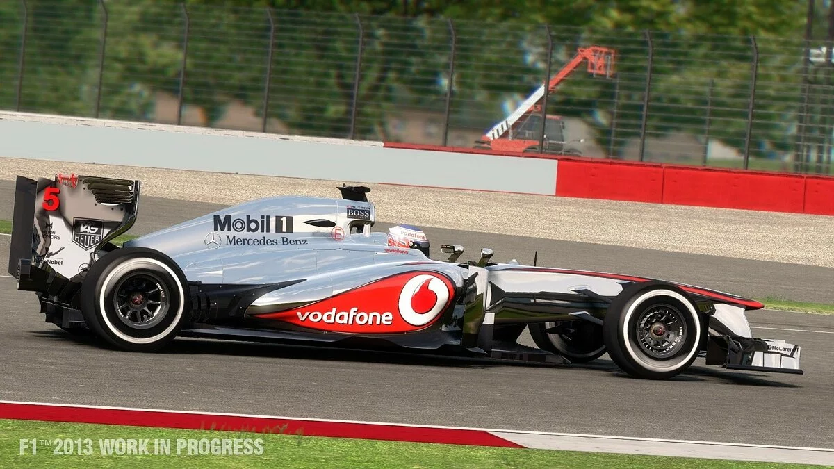 Скриншоты из F1 2013 / Картинка 9