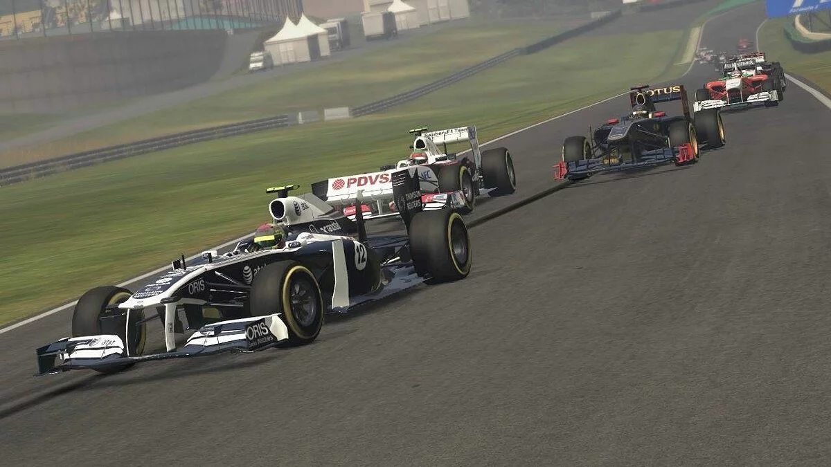 Скриншоты из F1 2011 / Картинка 3