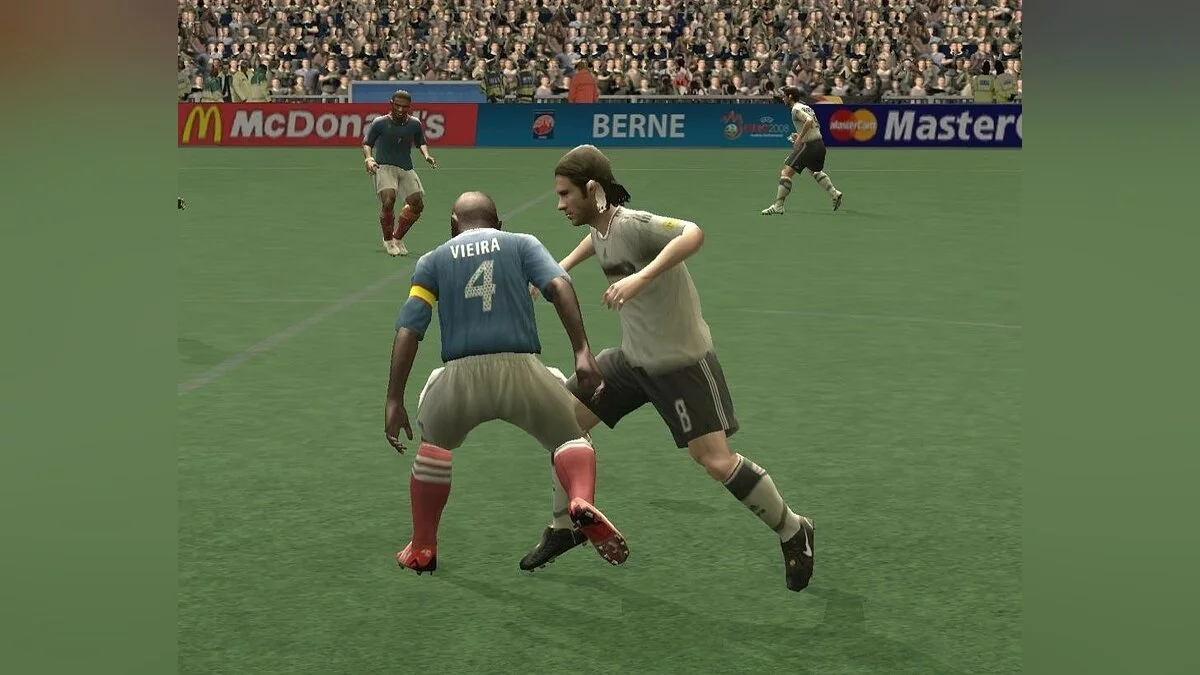 Скриншоты из UEFA Euro 2008 / Картинка 24
