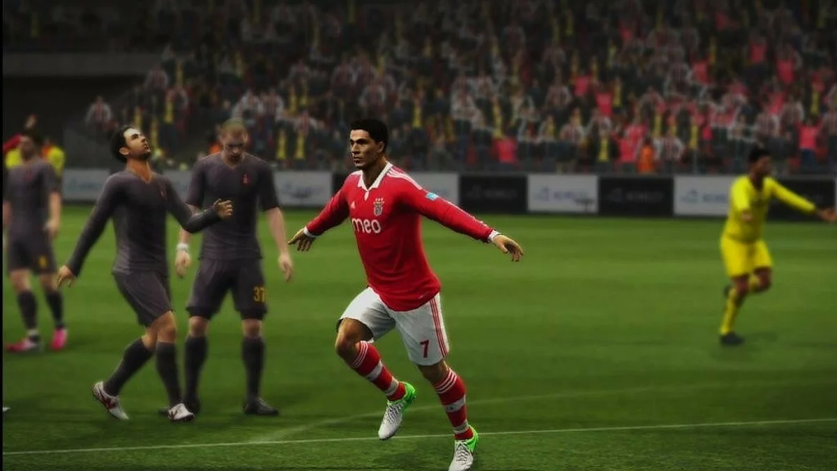Скриншоты из Pro Evolution Soccer 2013 / Картинка 78