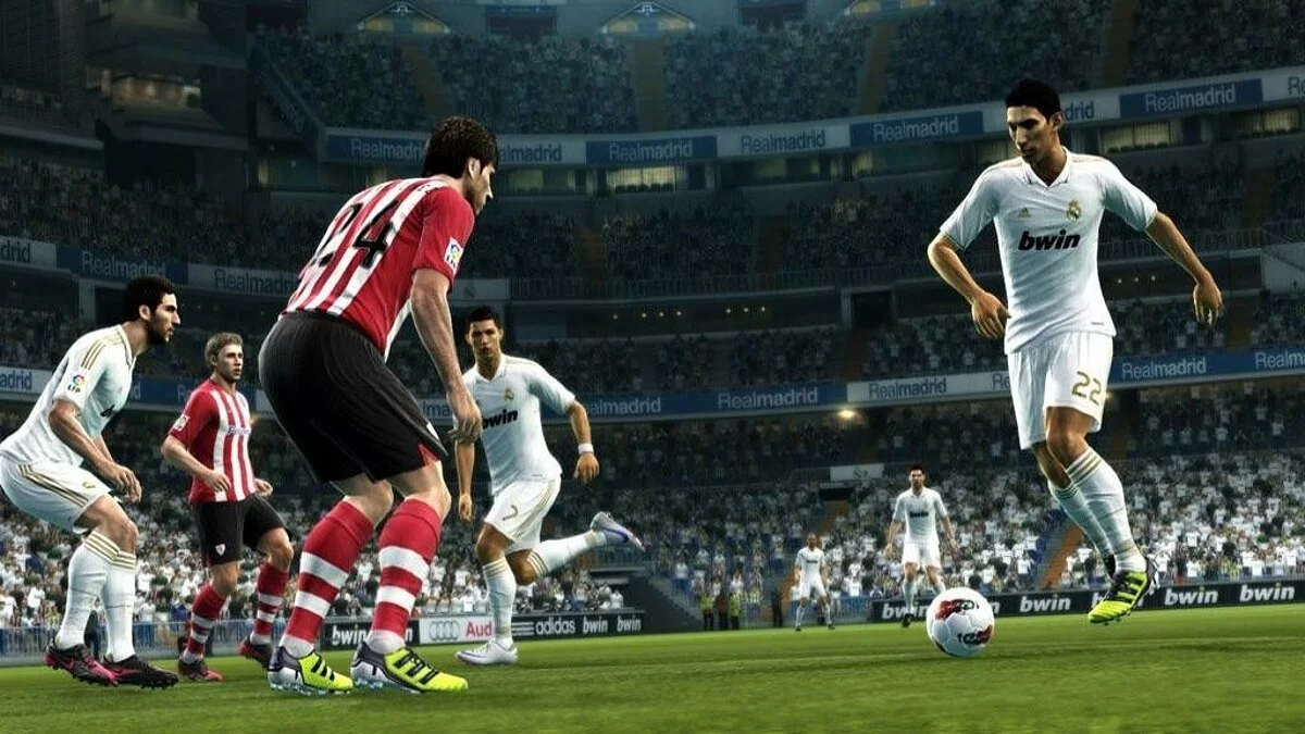 Скриншоты из Pro Evolution Soccer 2013 / Картинка 102