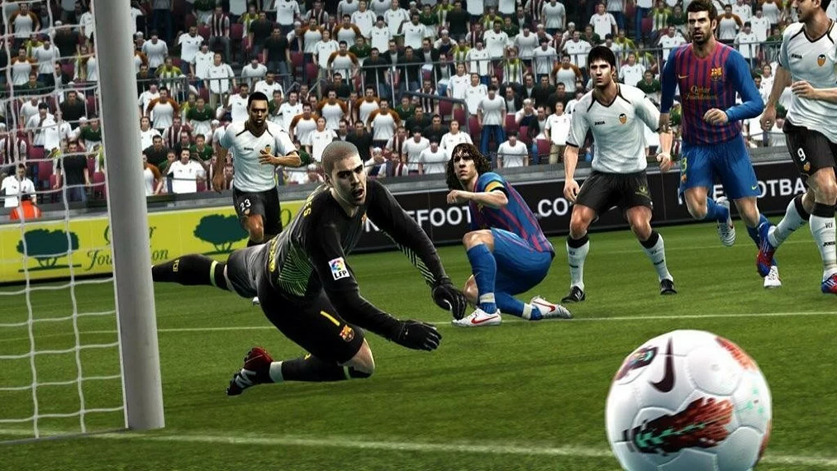 Скриншоты из Pro Evolution Soccer 2013 / Картинка 103