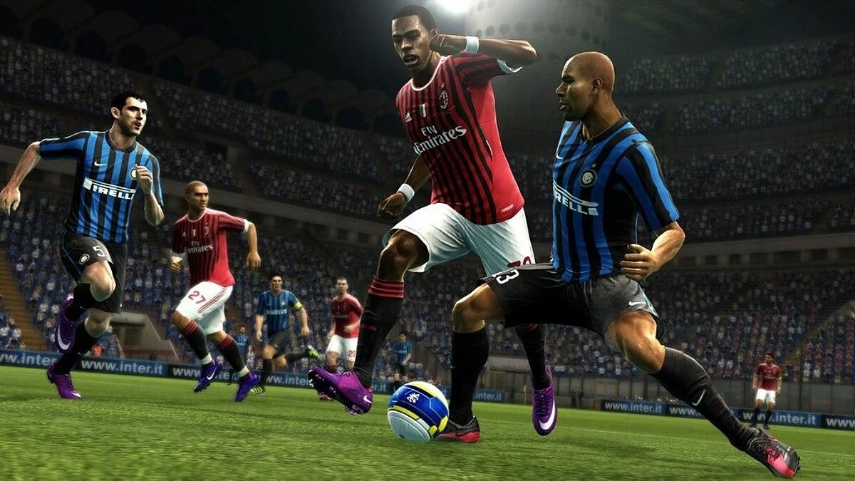 Скриншоты из Pro Evolution Soccer 2013 / Картинка 26
