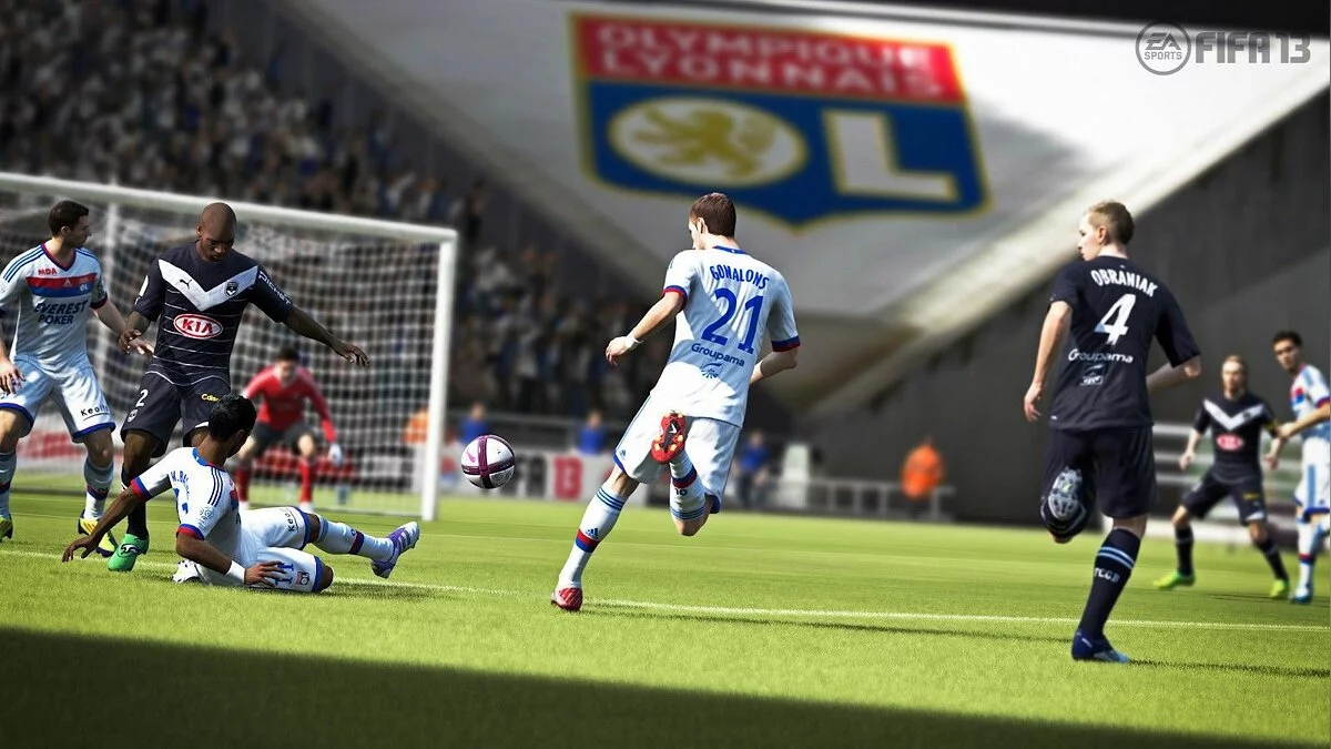 Скриншоты из FIFA 13 / Картинка 26