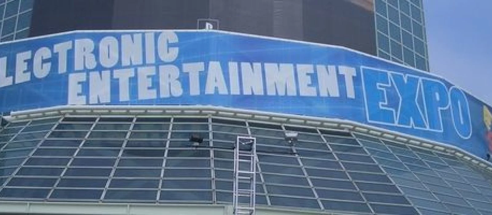 E3 2011: подборка курьёзов E3 2011