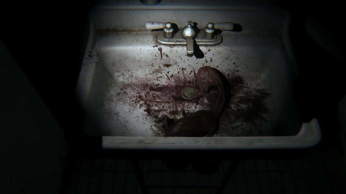 Упс... Не тот тизер. Этот уже боишься запустить — а вдруг Konami вычислит?