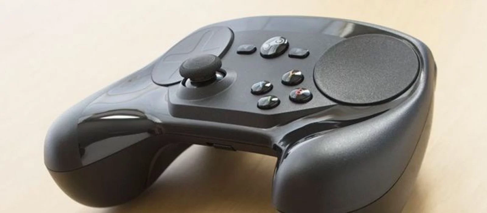 Valve продала полмиллиона Steam Controller
