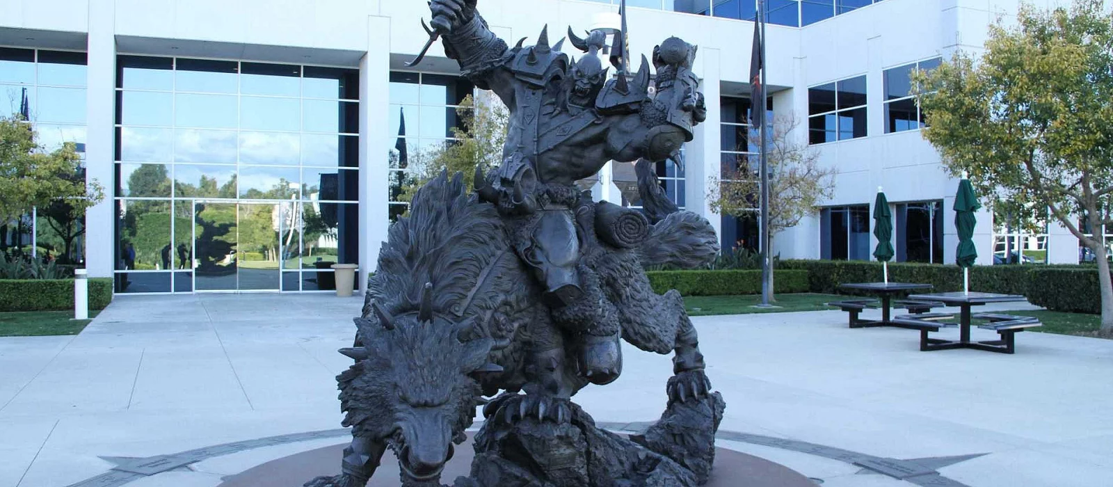 Activision Blizzard снова обвиняют в сексуальных домогательствах