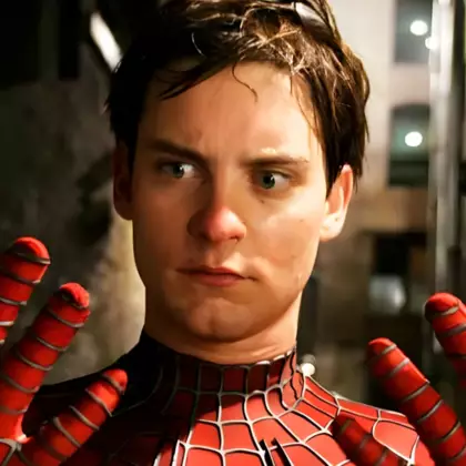 Геймеры добавили в Marvel's Spider-Man фотореалистичное лицо Тоби Магуайра из фильмов про Человека-паука и показали результат