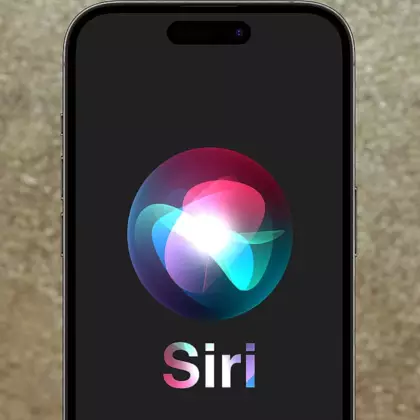 Apple выпустит переработанную Siri в следующем году