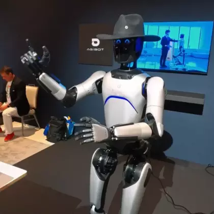 Робот AgiBot A2 Ultra на CES 2026: интервью VGTimes