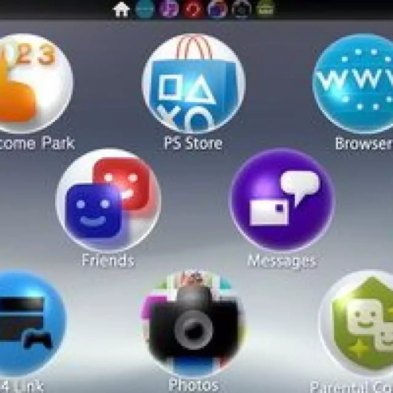 Sony представила PS Vita Slim. Старт продаж намечен на февраль