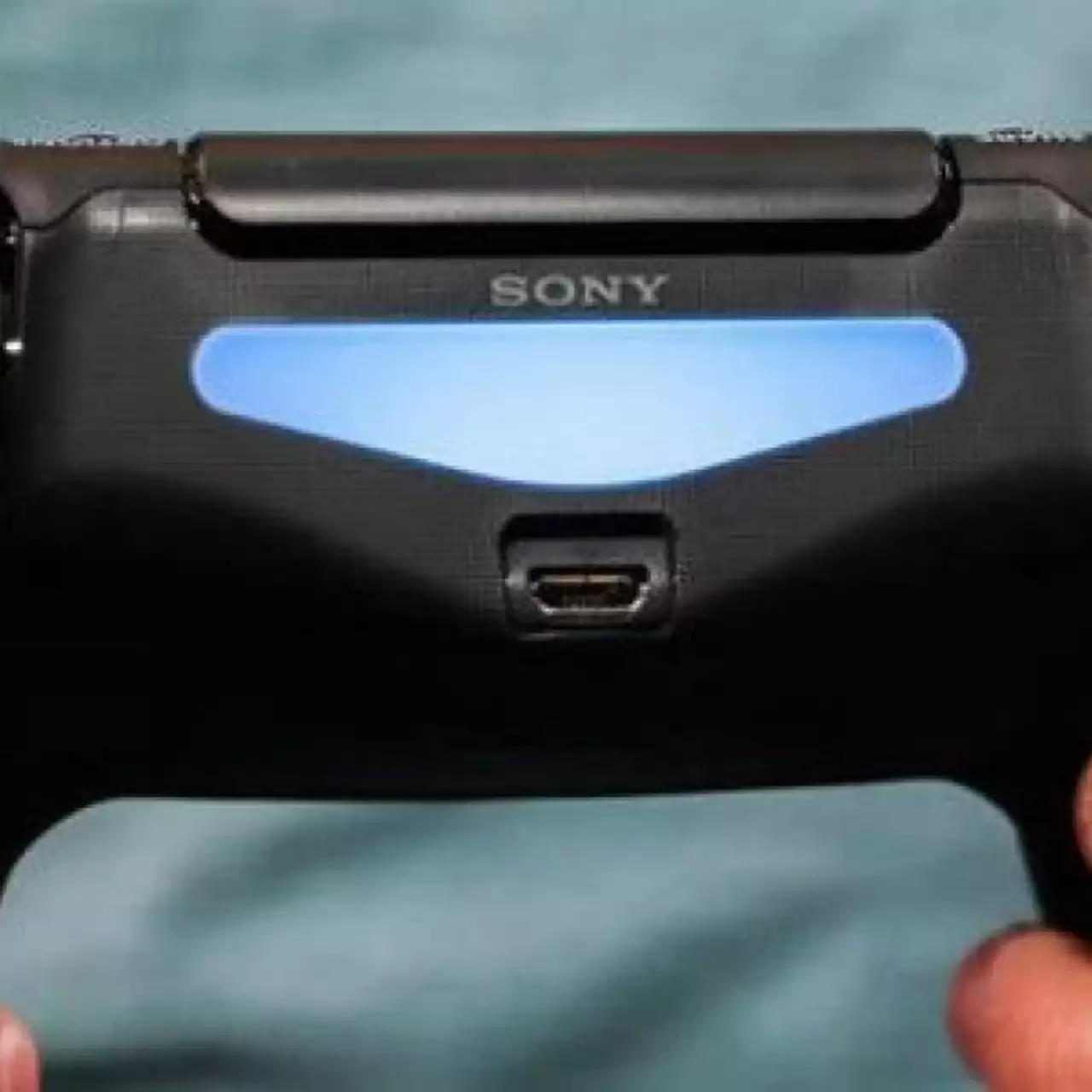 PlayStation 4 взломали