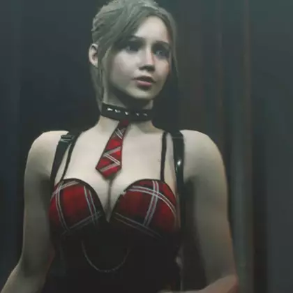 Моддеры переодели Клэр из Resident Evil 2 в костюм студентки. На героине только чулки и коротенькое платье (18+)