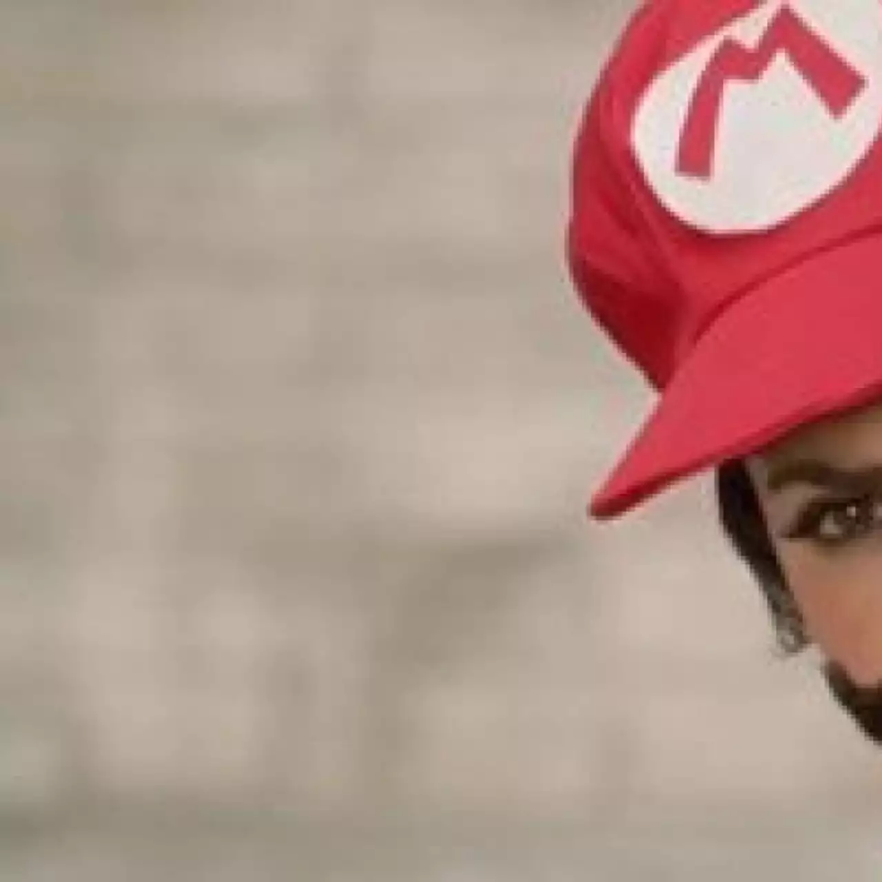 Сестры Круз в рекламе New Super Mario Bros 2