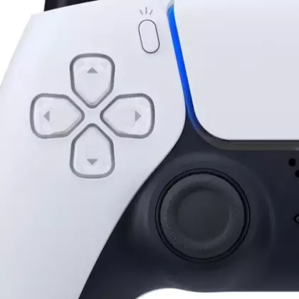 По прозвищу «малышка»: геймеры сравнили размер PlayStation 5 с Xbox Series X